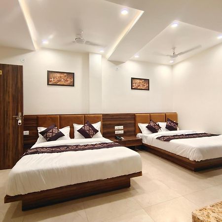Hotel Vrinda Inn Ουνταϊπούρ Εξωτερικό φωτογραφία