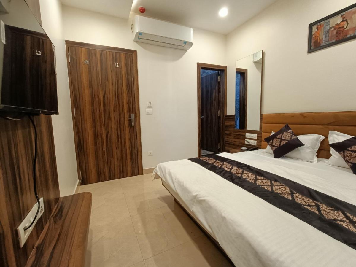 Hotel Vrinda Inn Ουνταϊπούρ Εξωτερικό φωτογραφία