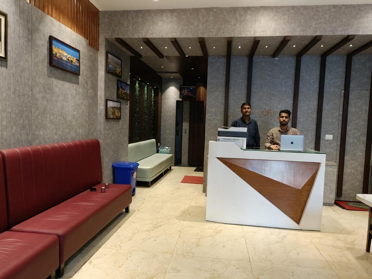 Hotel Vrinda Inn Ουνταϊπούρ Εξωτερικό φωτογραφία