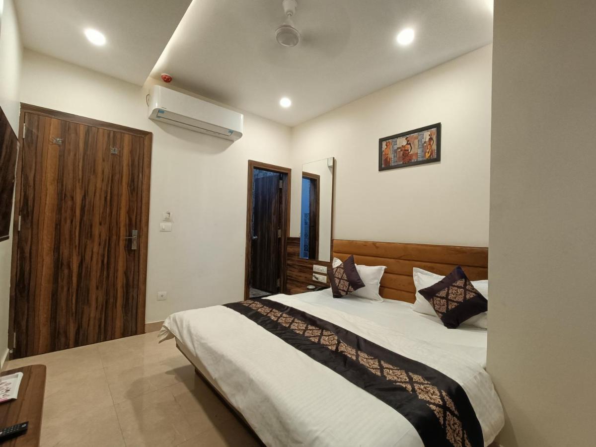 Hotel Vrinda Inn Ουνταϊπούρ Εξωτερικό φωτογραφία