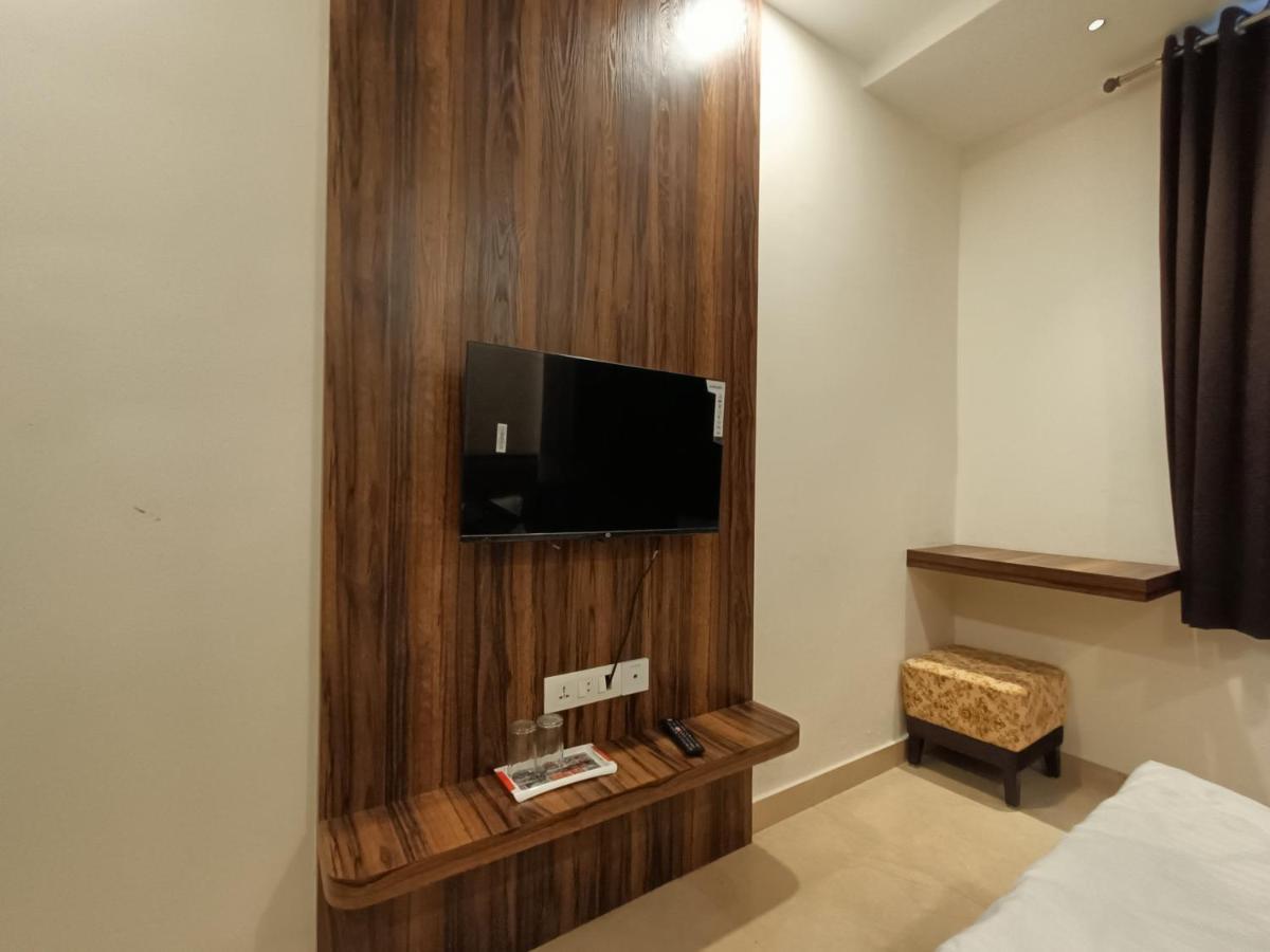 Hotel Vrinda Inn Ουνταϊπούρ Εξωτερικό φωτογραφία