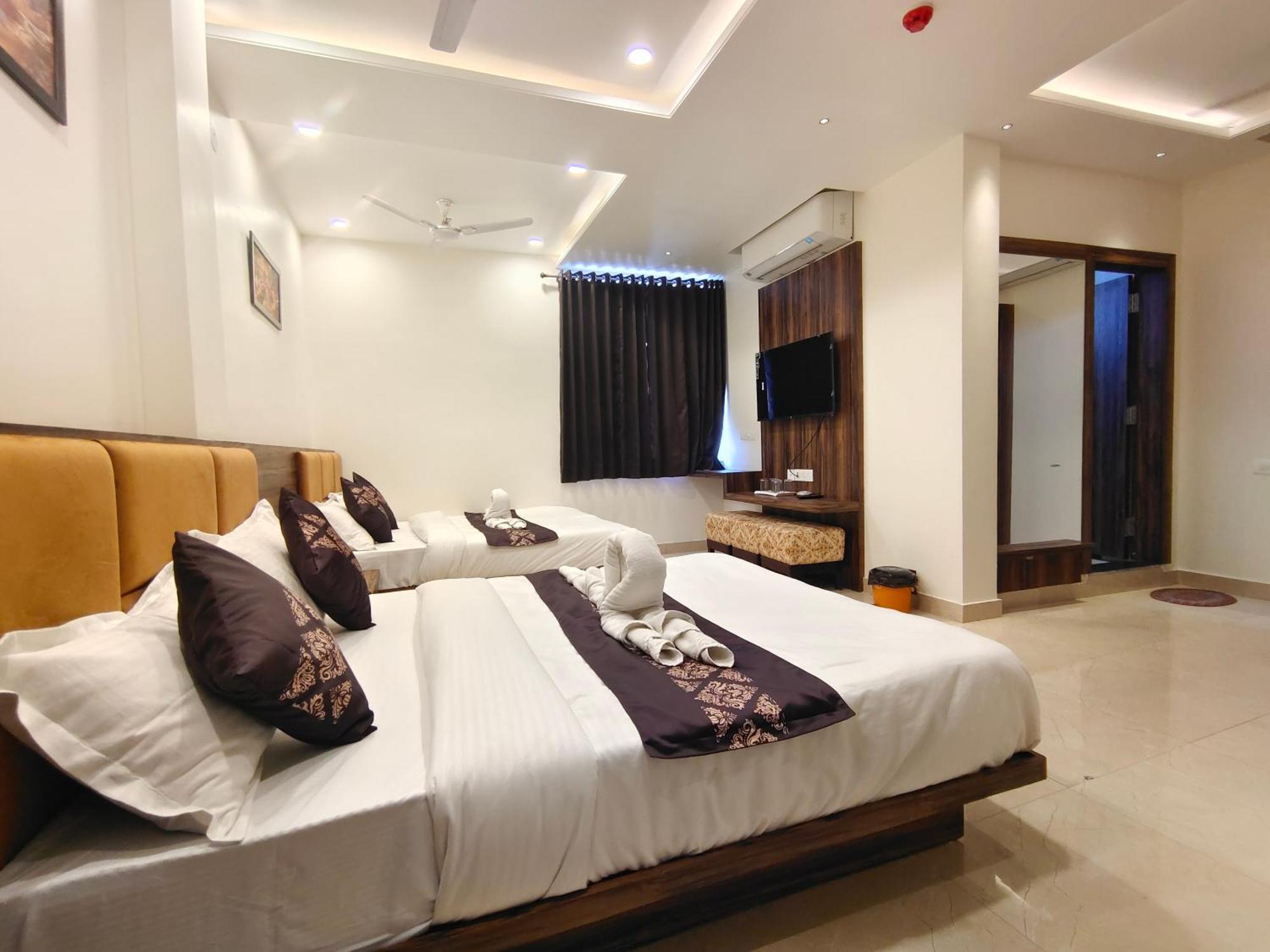 Hotel Vrinda Inn Ουνταϊπούρ Εξωτερικό φωτογραφία